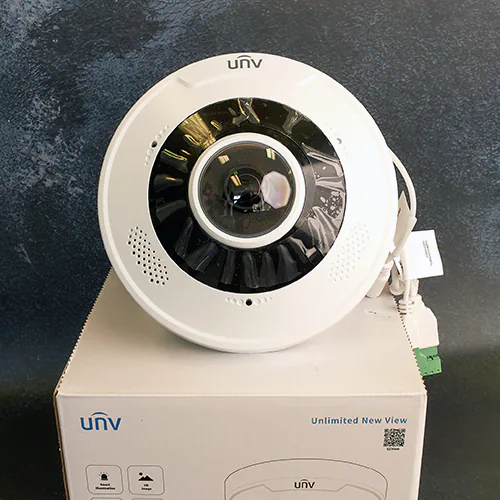 12MP Uniview fisheye camera on a cardboard box