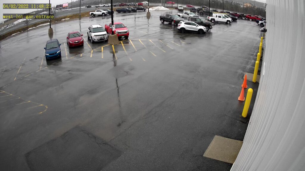 Uniview IPC3618SR3-DPF28 installed in parking lot.