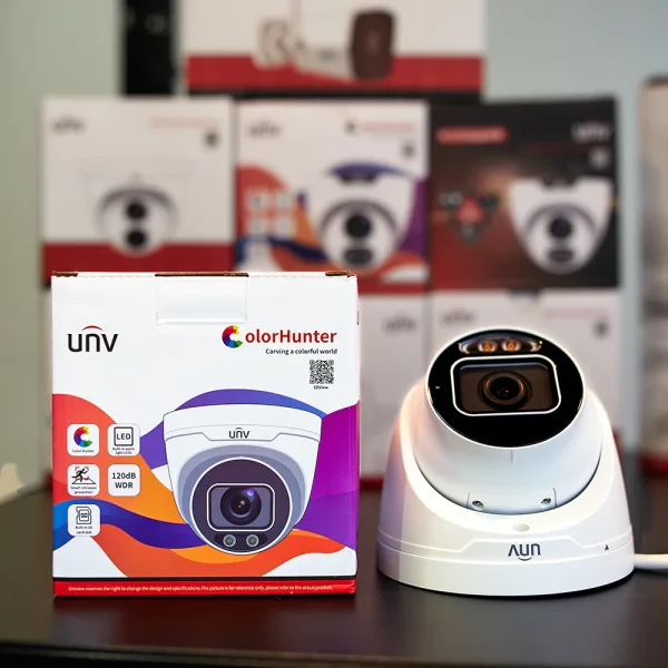 Uniview 8MP ColorHunter camera on a shelf with product box beside it